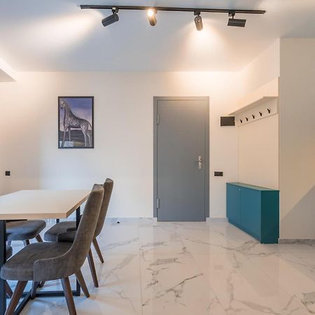 Luxury X By Umbrella Aparthotel Tbilisi Ngoại thất bức ảnh